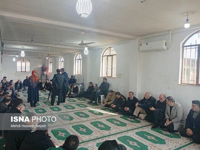 بررسی مشکلات بازار بزرگ ساحلی آستارا در نشست مشترک مسئولان شهرستان با بازاریان