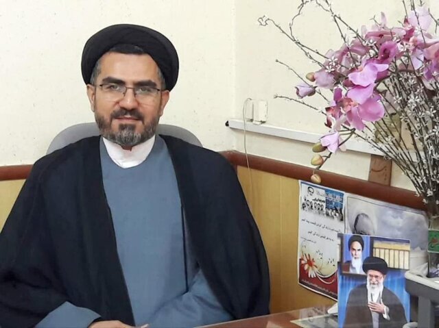 مسئول نهاد رهبری در دانشگاه مازندران: دانشجویان هوشیار، اتحاد و عقلانیت شعار ماست