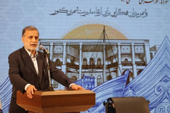 پورکبگانی: مطالبات مردم بوشهر در حوزه انرژی و اقتصادی پیگیری میشود