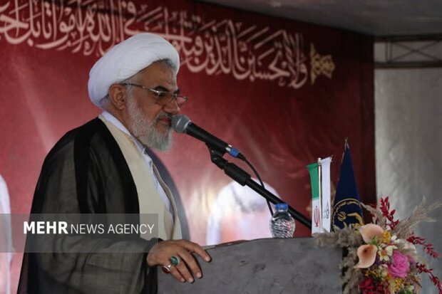 عبادیزاده: ملت ایران پرچم انقلاب را به دست صاحب اصلیاش خواهد رساند