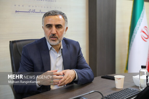 سراج: انتخابات تناسبی، نمایندگان را پاسخگو نگه میدارد