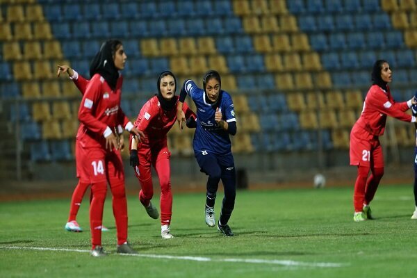 از جنگ قهرمانی در بم تا نبرد حیثیتی تهران در جدالهای جذاب فوتبال زنان