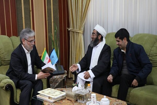 ملاقات وزیر علوم با پدر امیرمحمدخالقی پس از بخشش قاتل