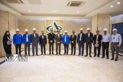 بازدید رئیس سازمان بورس از بزرگترین آبشیرینکن کشور/ تأکید صیدی بر نقش راهبردی شرکت آب آسیا در حل بحران آب