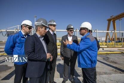 بازدید رئیس سازمان بورس از بزرگترین آبشیرینکن کشور/ تأکید صیدی بر نقش راهبردی شرکت آب آسیا در حل بحران آب