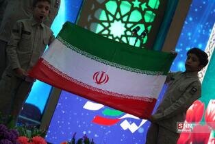 ملت ایران همچنان وفادار به مکتب ولایت، مردمداری و راه شهید سلیمانی است+عکس