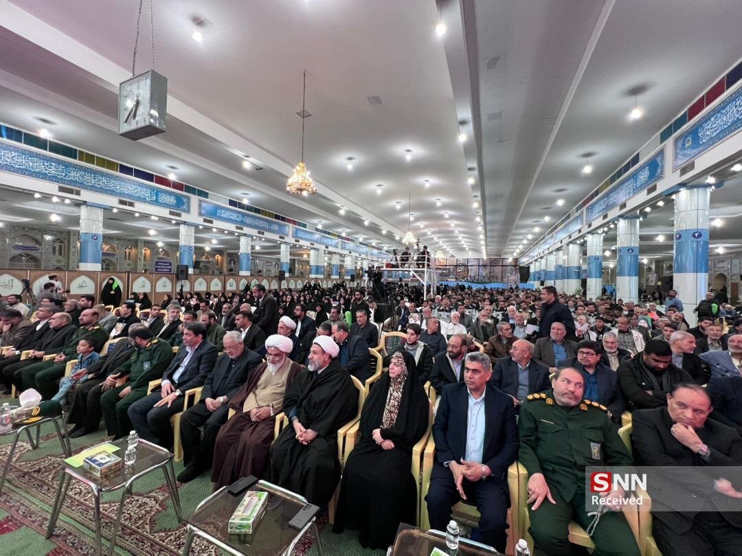 ملت ایران همچنان وفادار به مکتب ولایت، مردمداری و راه شهید سلیمانی است+عکس