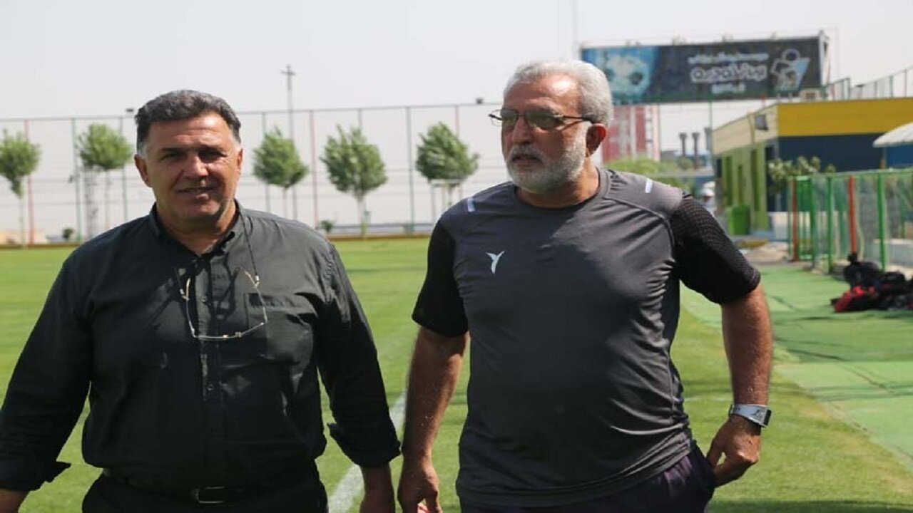 فوتبالمان به‌دلیل نداشتن زمین آماتور است