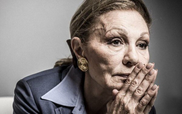 فراخوان خلاقانه فرح پهلوی برای روز جمعه سوم بهمن ماه !