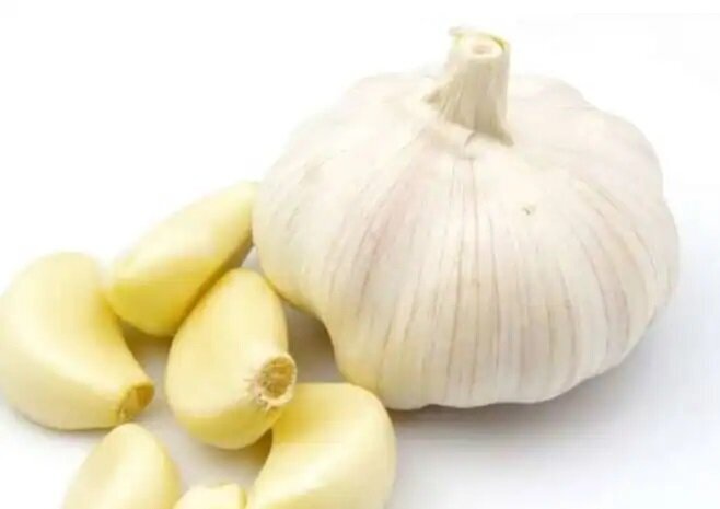 این خوراکی‌ها را هرگز در یخچال نگذارید