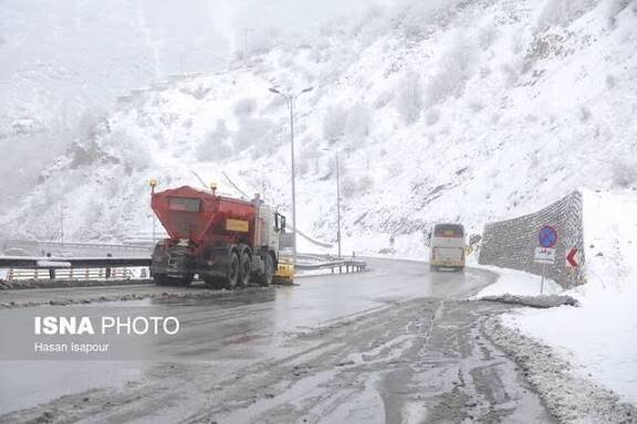 بازگشایی بیش از ۷۸۳۰ کیلومتر از محورهای استان خراسان جنوبی 