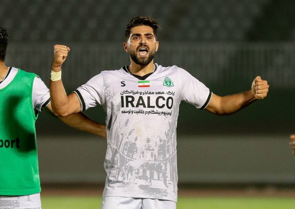 اشتباه عجیب باشگاه لیگ برتری | فسخ جنجالی مهاجم سابق تراکتور دردسرساز شد