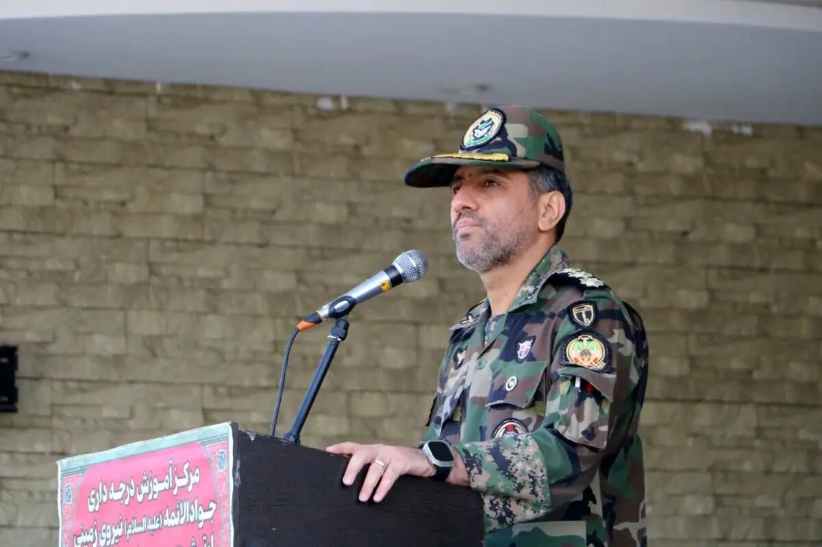 آموزشها متناسب با تهدیدات روز انجام میشود