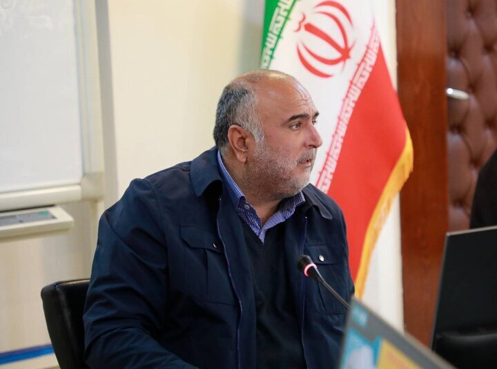آماده‌باش ۳۰۰ دستگاه ماشین تخصصی برف‌روبی در تهران