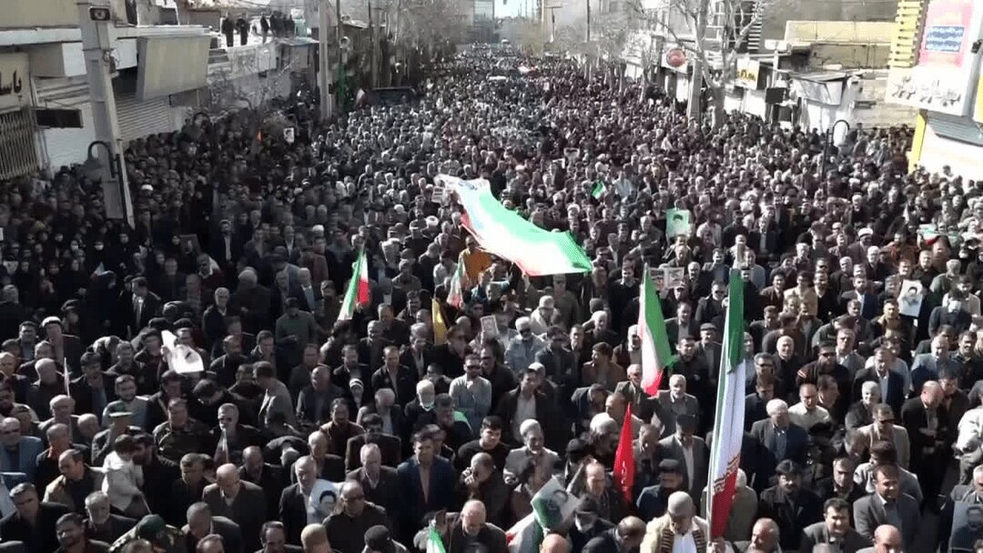 چرا برخی شهرها و استان‌ ها به فراخوان پهلوی  پاسخ مثبت ندادند؟