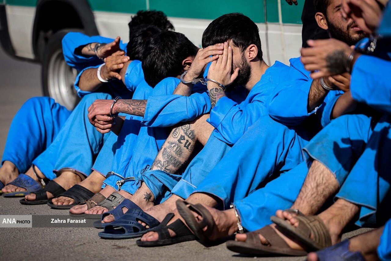 سارق‌های دلقکی که در ایام اغتشاشات، اموال مردم را غارت ‌کردند!