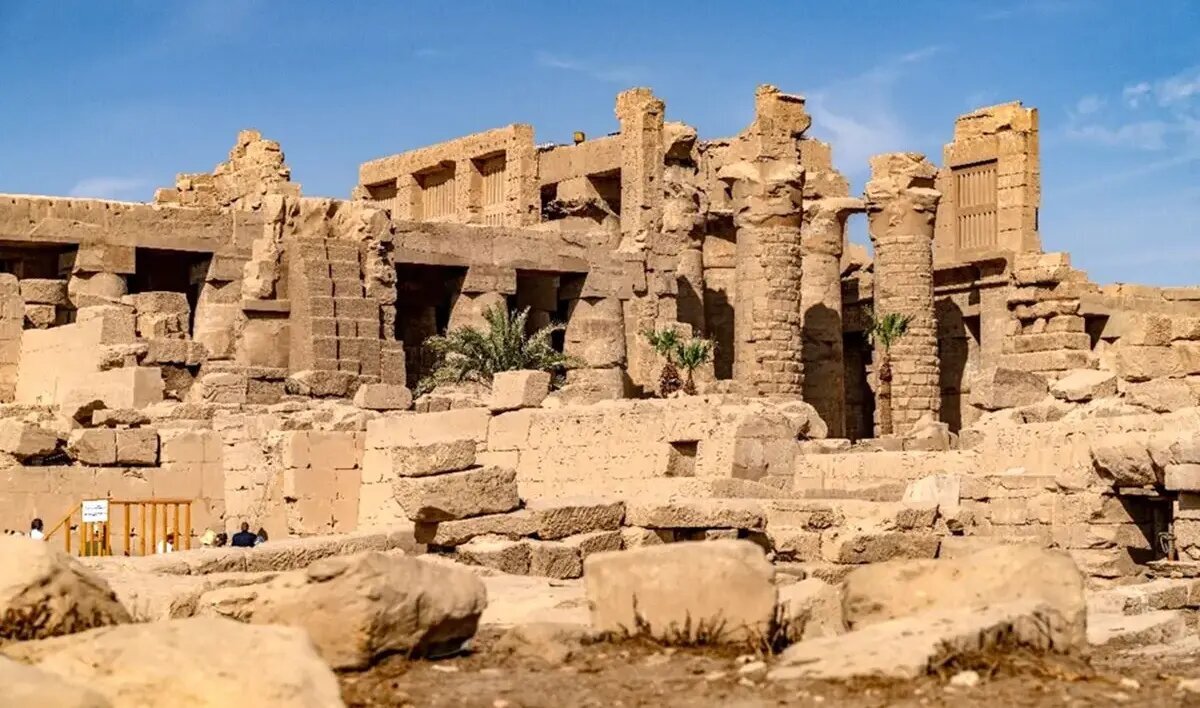 کشف دریاچه مقدس در معبد مصر باستان