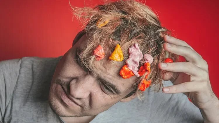 روش های تضمینی برای پاک کردن آدامس از روی فرش و لباس