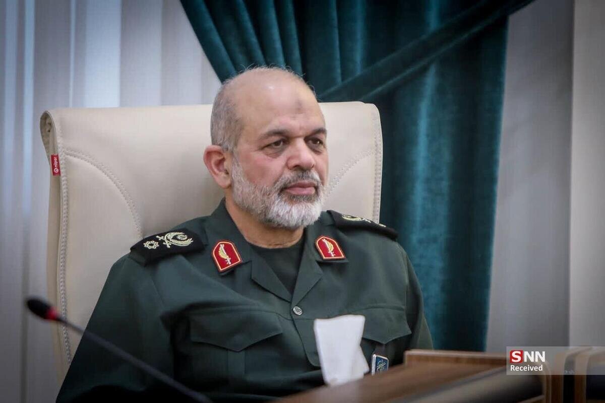 سردار وحیدی: باید کاری کنیم که دشمن خیال تهدید کردن هم نکند/ ملت ایران در ۲۲ دی ماه نمره قبولی بالا گرفت+فیلم