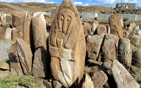 محوطه شهریئری و شیخ حیدر اردبیل ساماندهی میشود