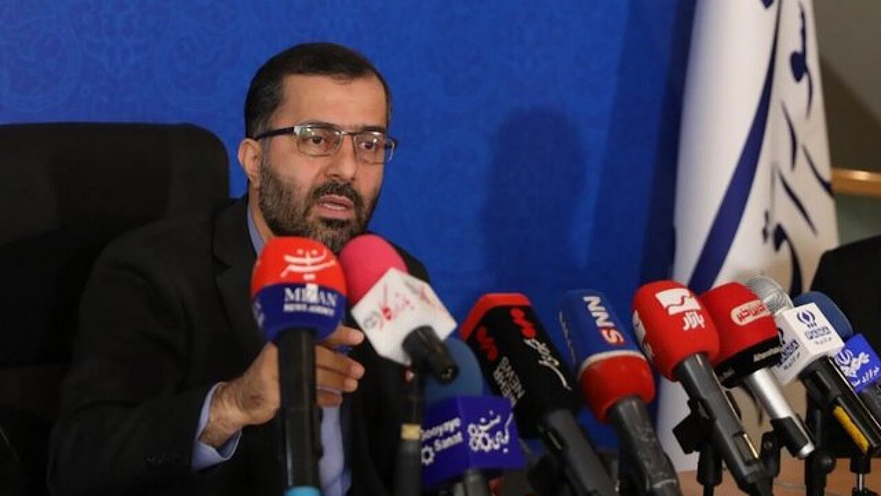 سخنگوی هیات رئیسه: مجلس با افزایش قیمت خودرو مخالف است