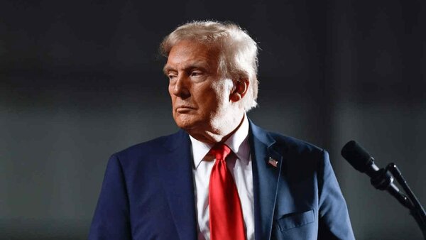 روزنامه اسرائیلی: ترامپ تهدید می‌کند، اما دنبال توافق با ایران است