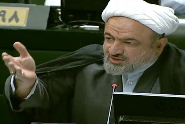 رسایی: در ترکیه خبری نیست، خر داغ می‌کنند!