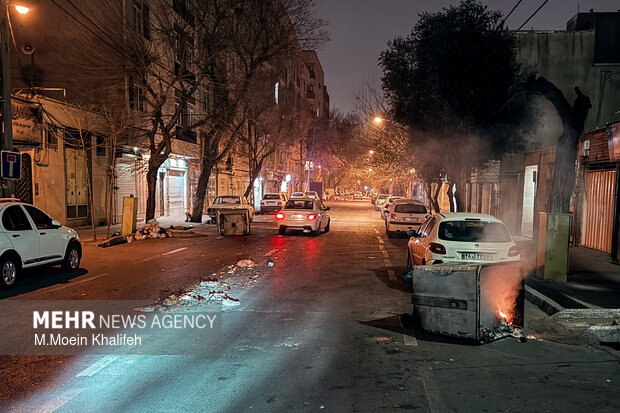 یک پلان از آشوب در شهر یزد؛ فردا شب آتش میزنم!