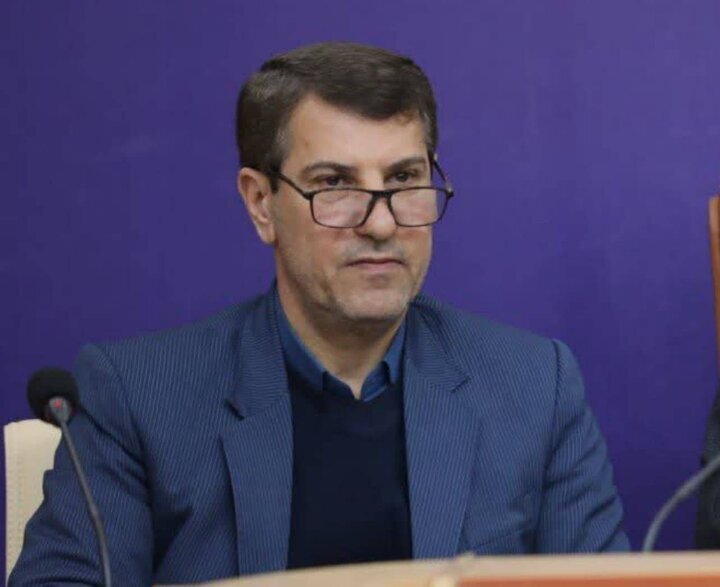 دارابی: ایجاد ۵۱۷ مگاوات نیروگاههای خورشیدی در ایلام در حال انجام است
