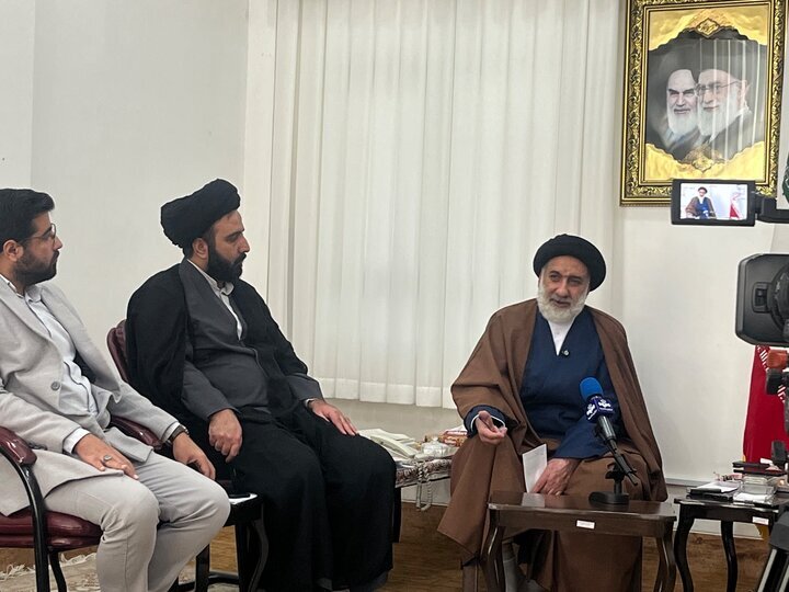 امام جمعه شهرکرد: رسانهها باید در مسیر حق و صبر حرکت کنند