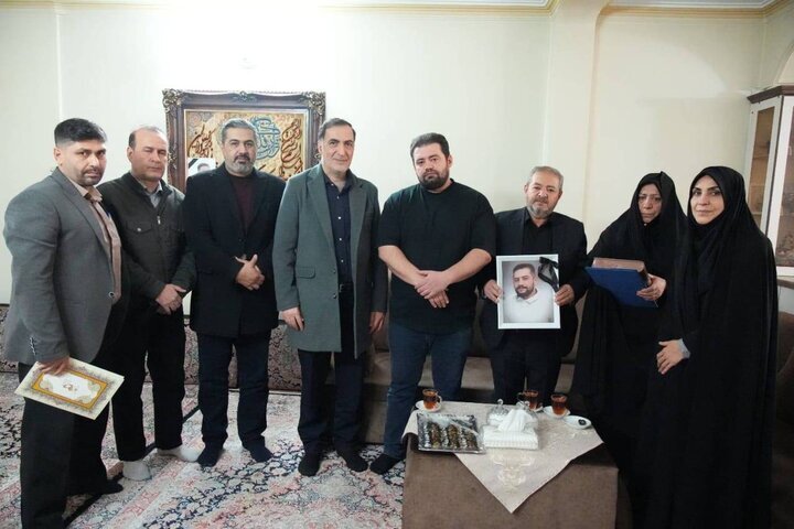 دیدار رئیس بنیاد شهید با خانواده شهدای جنایات اخیر