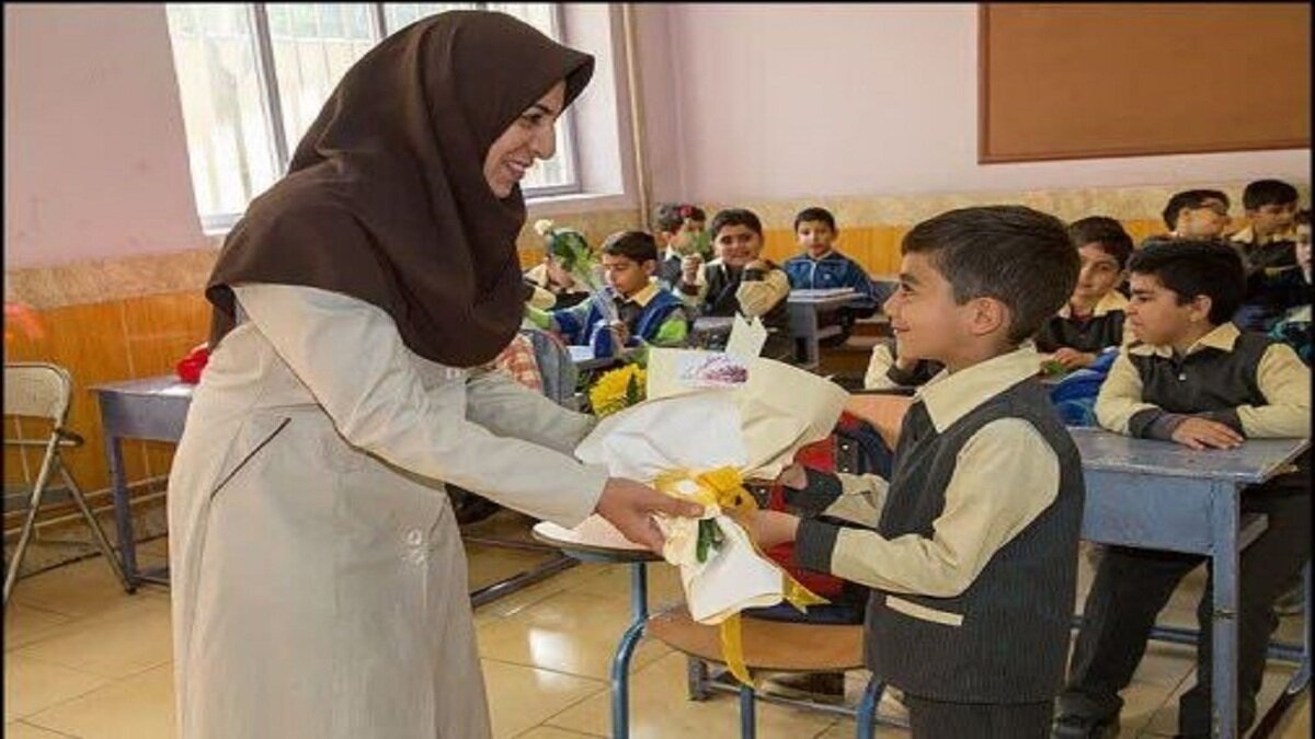 تمام پاداش فرهنگیان بازنشسته ۱۴۰۴ پرداخت شد