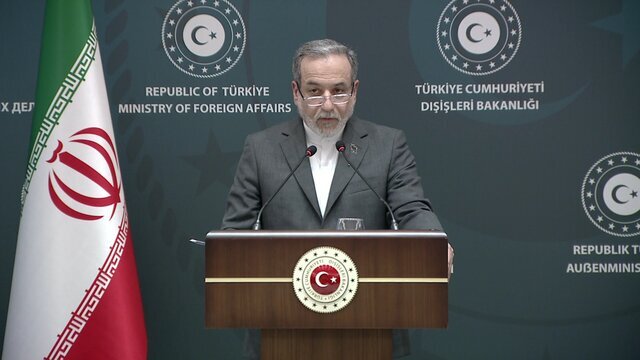 سخنان مهم عراقچی در ترکیه: همانطور که برای مذاکره آماده هستیم برای جنگ هم آمادهایم