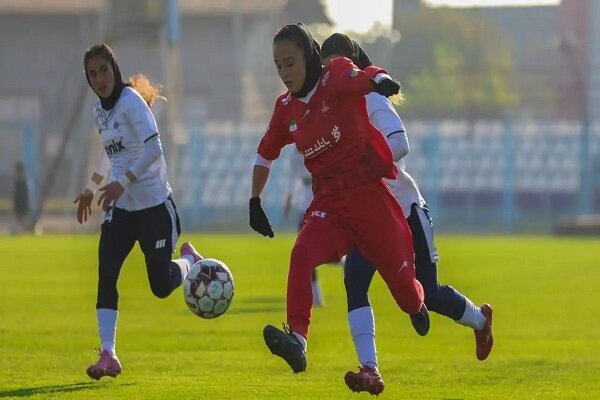 پرسپولیس به دنبال انتقام از خاتون/ گل‌گهر همچنان در تعقیب صدر