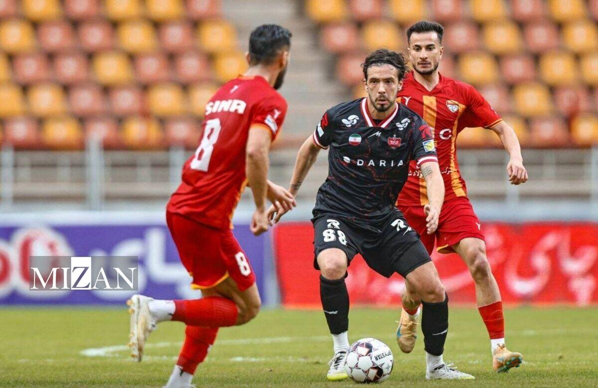 فنونیزاده: نتایج اخیر هشدار جدی برای کادرفنی پرسپولیس است/ تغییر ترکیب برنده اشتباه بزرگی بود