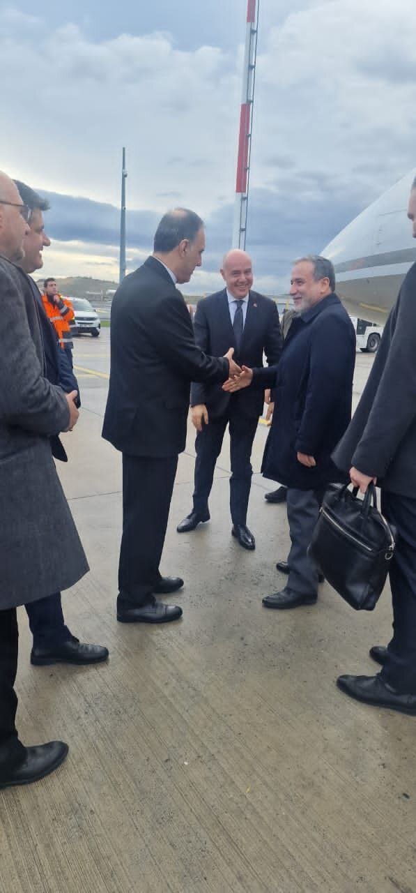 سفر وزیر امور خارجه به ترکیه/ عراقچی: اروپا رو به افول است