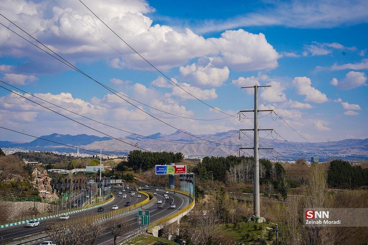 آسمانی ابری و بادی در انتظار تهران