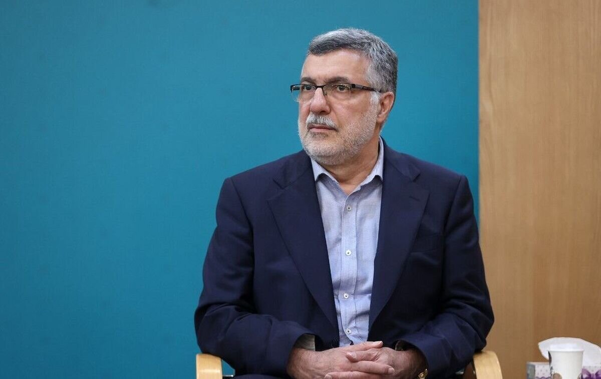وزیر بهداشت: هیچ کشوری با دخالت خارجی به سعادت نرسیده است/پرهیز از تصمیمگیریهای هیجانی