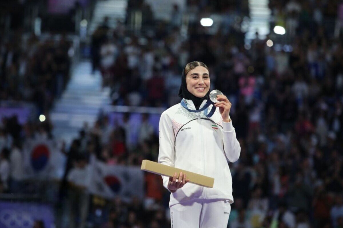 ناهید کیانی زیر تیغ جراحان