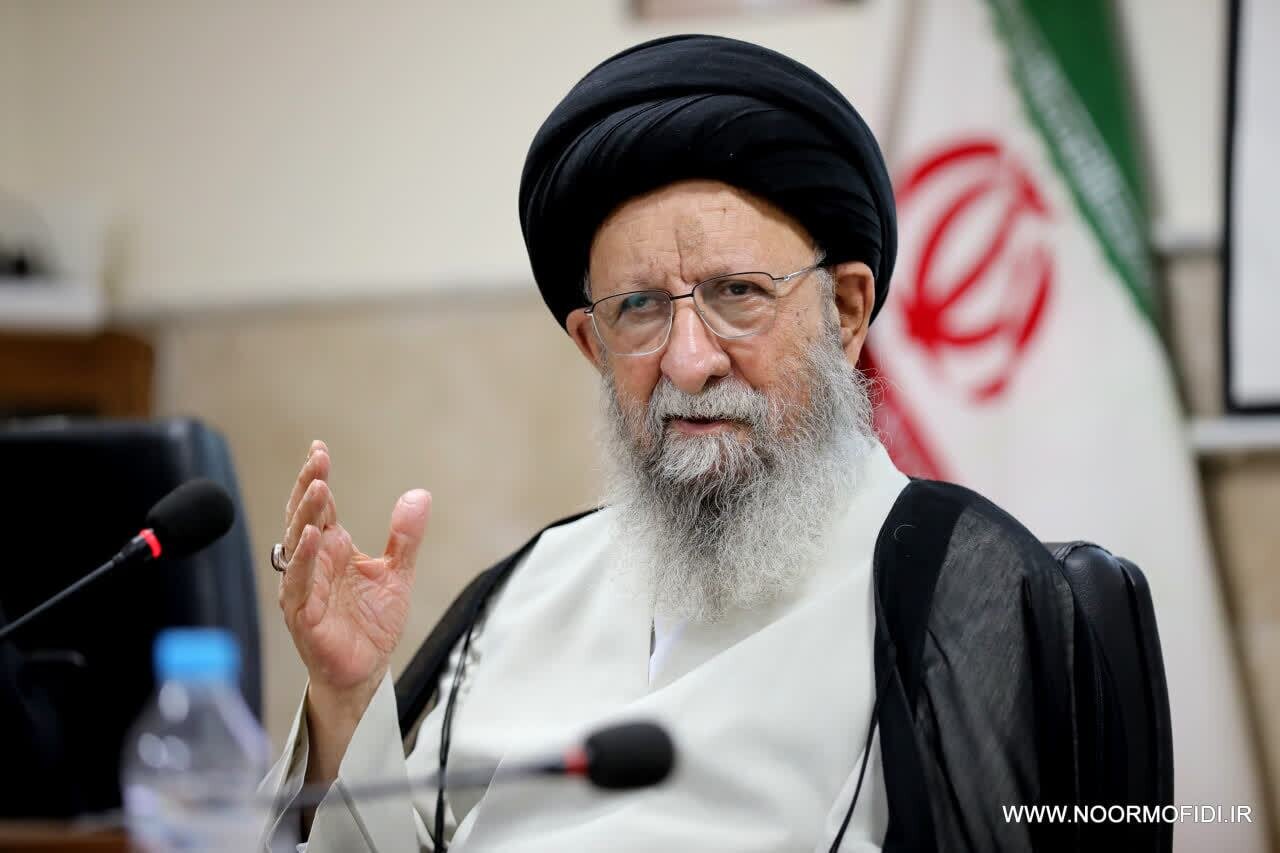 نورمفیدی: ایران از دستاوردهای خود عقبنشینی نمیکند