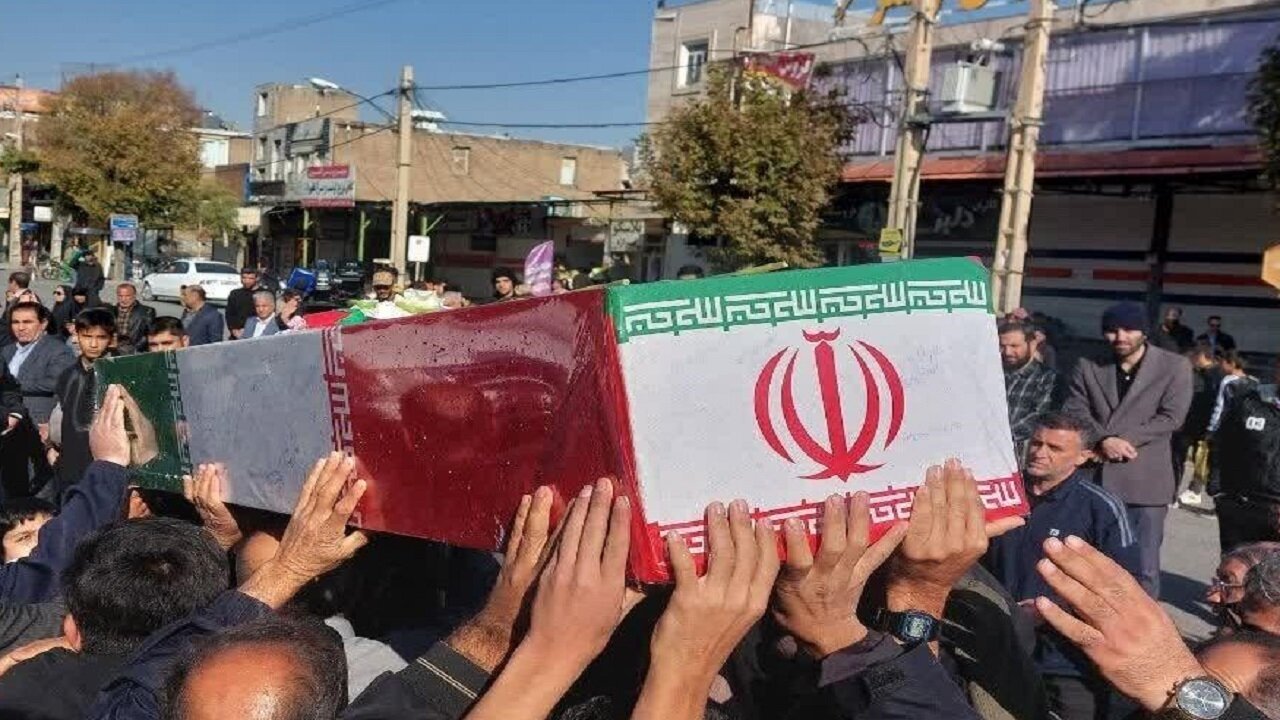 پیکر شهید مدافع امنیت در شهرکرد تشییع میشود