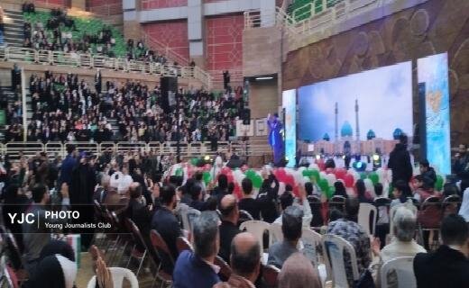 جشن خانوادگی بیعت با ولایت در رشت + فیلم و تصاویر