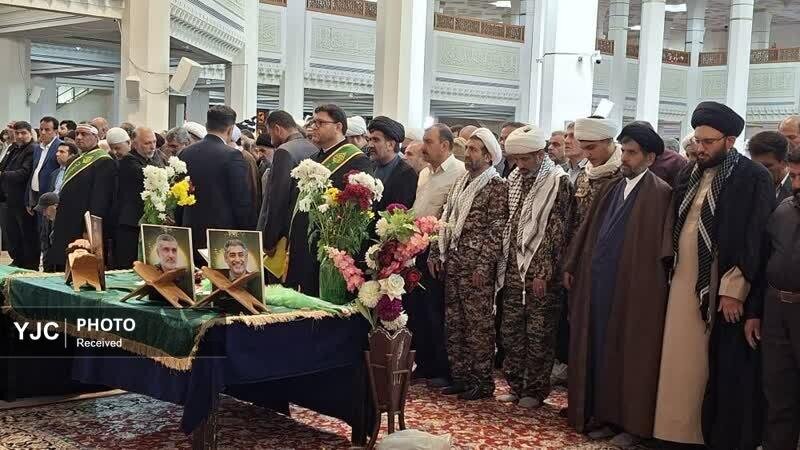 پیکر شهید مدافع امنیت تا گلزار شهدای شیراز بدرقه شد