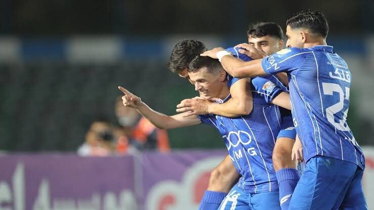 وقتم را برای دیدن بازی استقلال هدر نمیدهم | بردن سپاهان ساپینتو را نجات داد