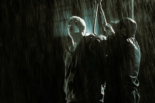 تصویر مهدی پاکدل در کنار طناب دار | کارگردان: ما هم ناراحتیم مثل همه اما...