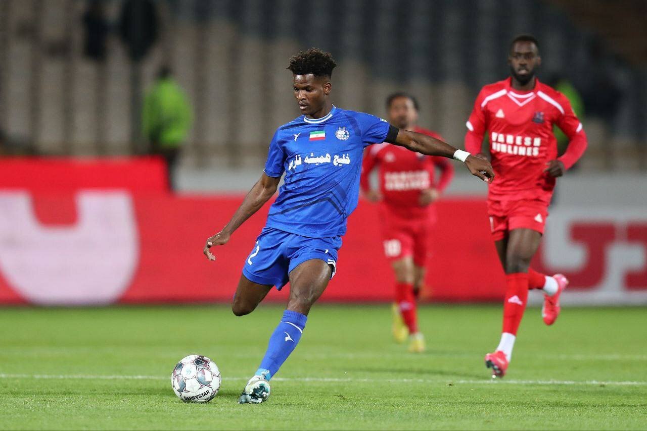 اندونگ در راه پرسپولیس؟ | پاسخ مشکوک مدیر سرخها به انتقال بزرگ ستاره رقیب