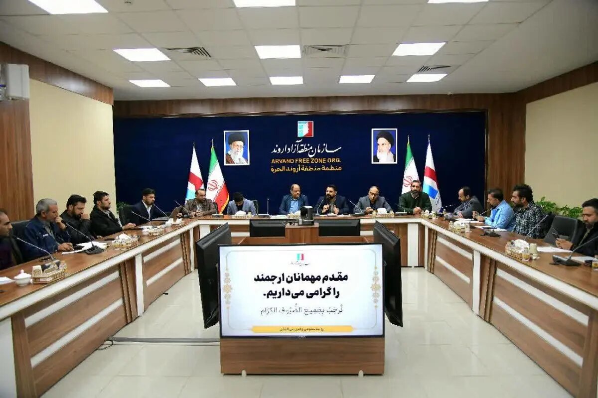 برگزاری مسابقات فوتسال شرکتهای نواحی صنعتی منطقه آزاد اروند به مناسبت دهه مبارک فجر