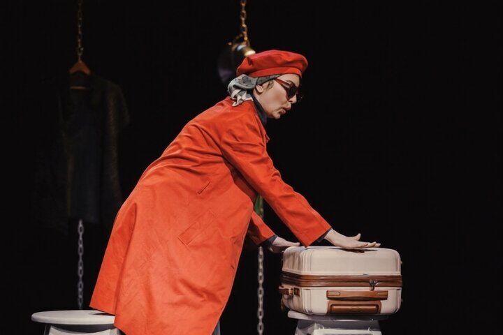 تقابل مردی با ۲ زن زندگیاش؛ «تاراتینا» نمایشی کلاممحور است