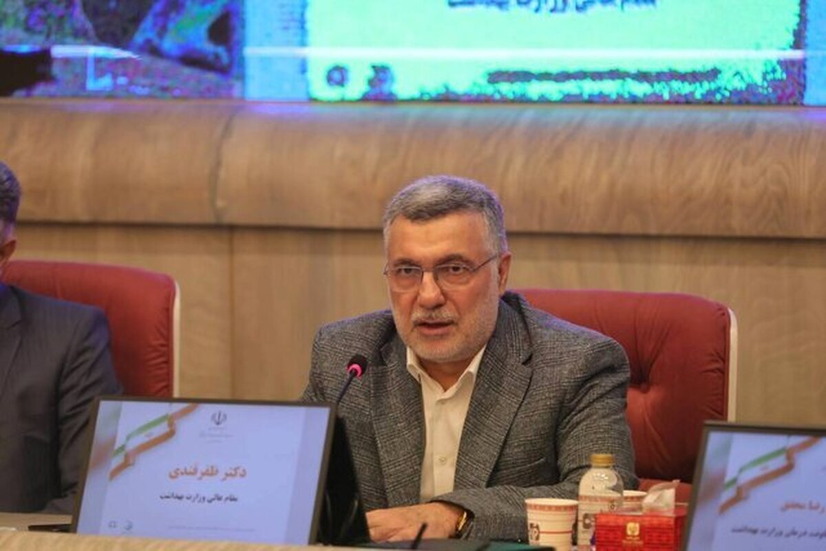 وزیر بهداشت: ارائه خدمات درمانی به مراجعهکنندگان مهمترین اولویت نظام سلامت است