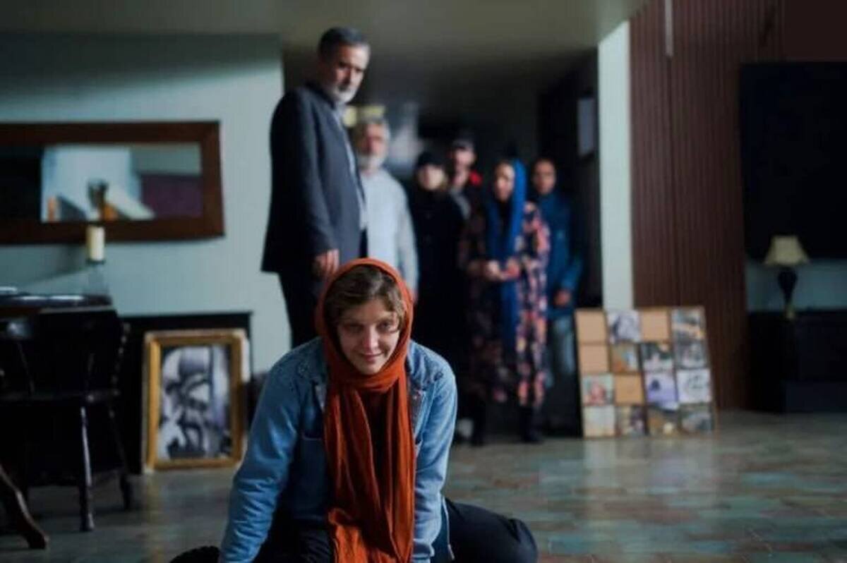 خروج از پیله ملودرام؛ «غوطهور»؛ جسورانهترین تجربه معمایی در چهل و چهارمین جشنواره فیلم فجر